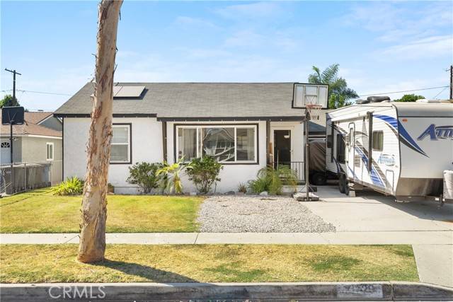 13729 Carpintero Avenue, Bellflower, CA 90706