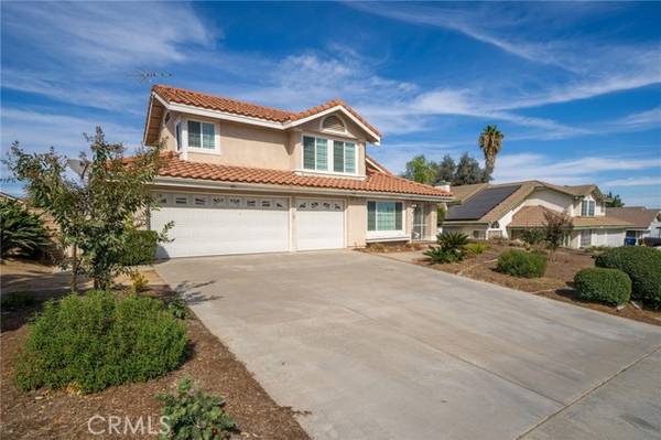 142 Port Royal Way, Riverside, CA 92506