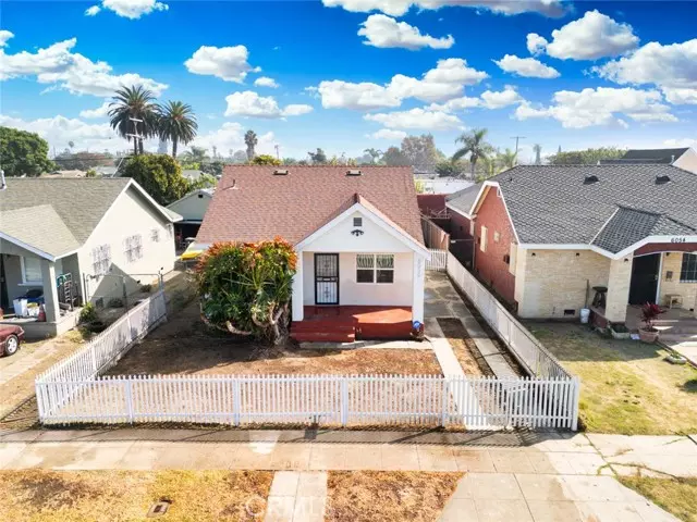 6050 Madden Avenue, Los Angeles, CA 90043