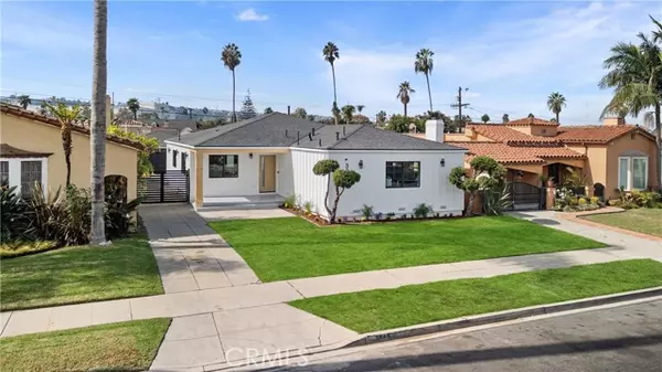 3945 S Norton Avenue, Los Angeles, CA 90008