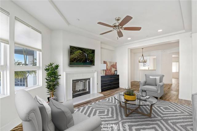 Newport Beach, CA 92663,2600 Newport Boulevard #218
