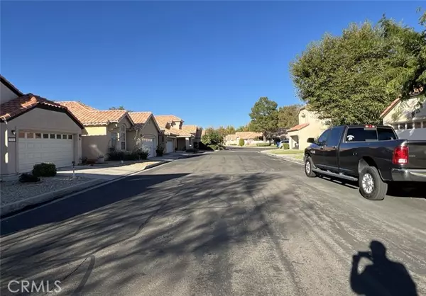 Apple Valley, CA 92308,19193 Pine Way