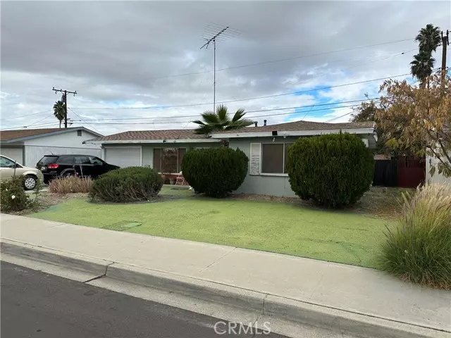 680 Barber Drive, Hemet, CA 92543