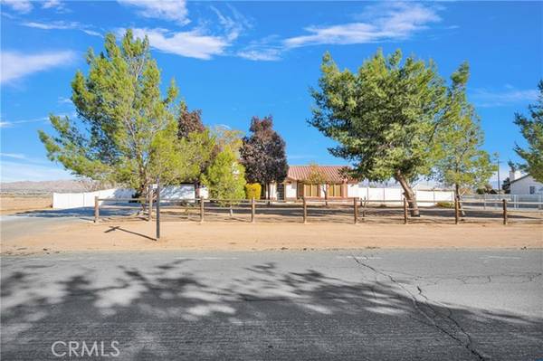 15747 Ute Road, Apple Valley, CA 92307