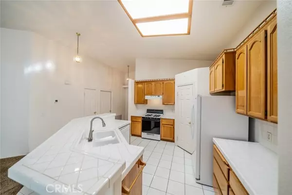 Hesperia, CA 92345,15225 Ash Street