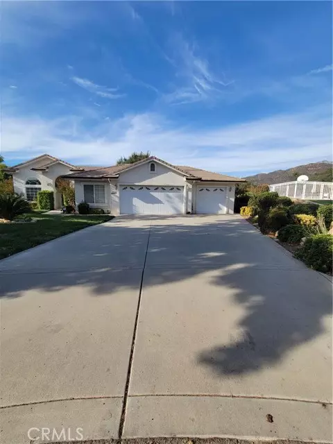 13508 Pineridge Court, Yucaipa, CA 92399