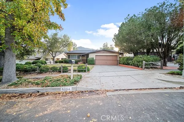 6284 Hamilton Lane, La Crescenta, CA 91214