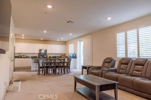 Jurupa Valley, CA 92509,6593 Telluride Way