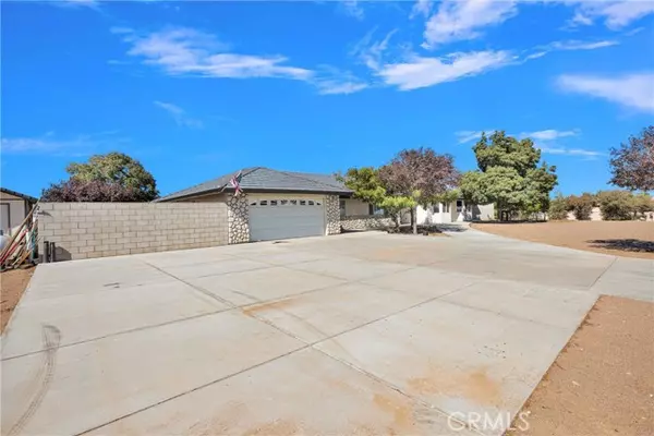 8424 Cedar Court, Phelan, CA 92371