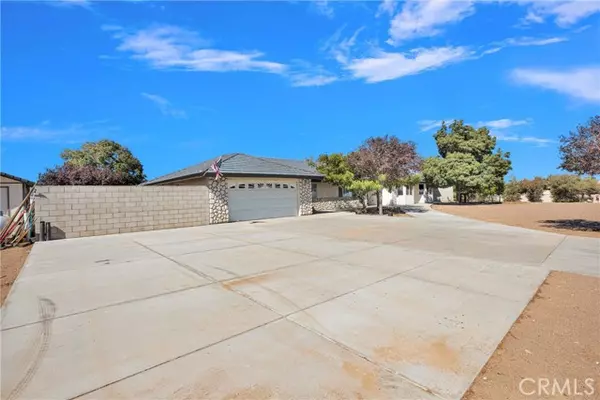 8424 Cedar Court, Phelan, CA 92371