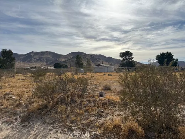 Apple Valley, CA 92307,0 Clark