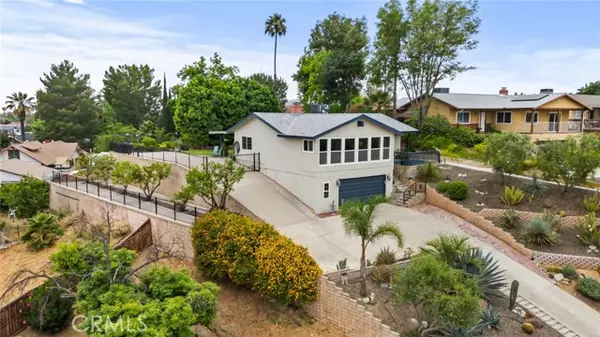 Riverside, CA 92501,3936 Park View