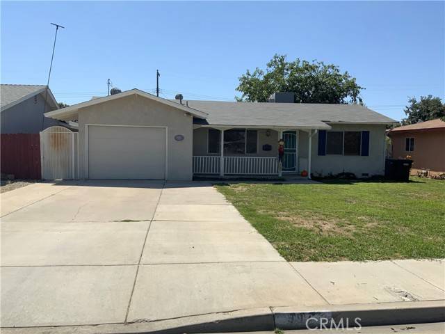 997 E Johnston Avenue, Hemet, CA 92543