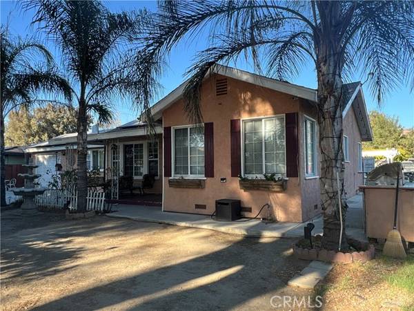 San Jacinto, CA 92583,157 S Victoria Avenue