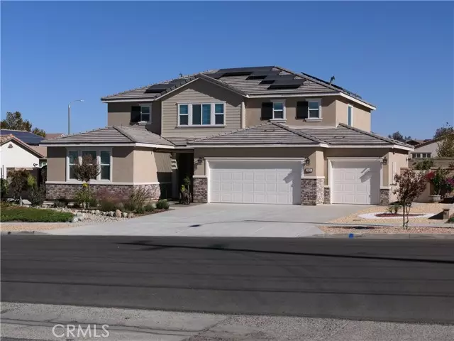 Corona, CA 92882,2623 Waterfall Lane