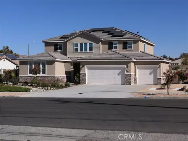 2623 Waterfall Lane, Corona, CA 92882