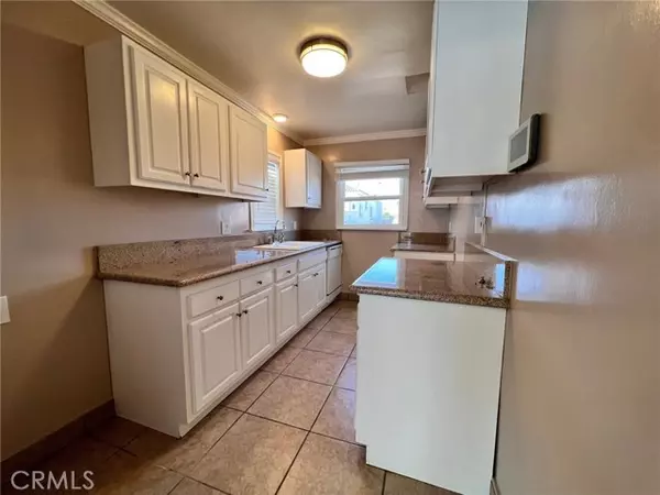 Redondo Beach, CA 90277,216 Avenue H Apt D #D