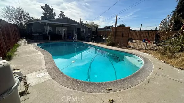 4775 Merrill Avenue, Riverside, CA 92506