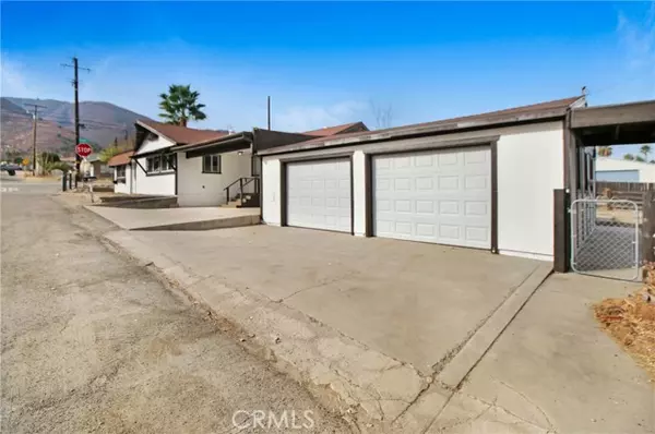 16668 Grand Avenue, Lake Elsinore, CA 92530