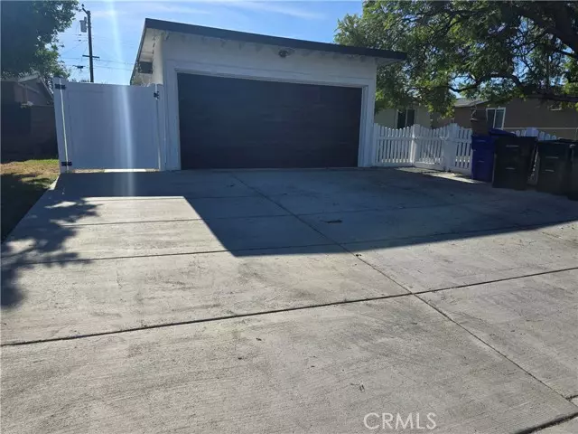 Fontana, CA 92335,17225 Ceres Avenue