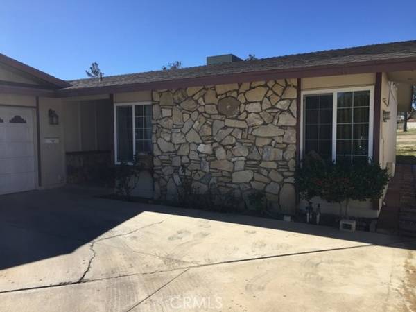 13890 Smoke Tree Road, Victorville, CA 92395