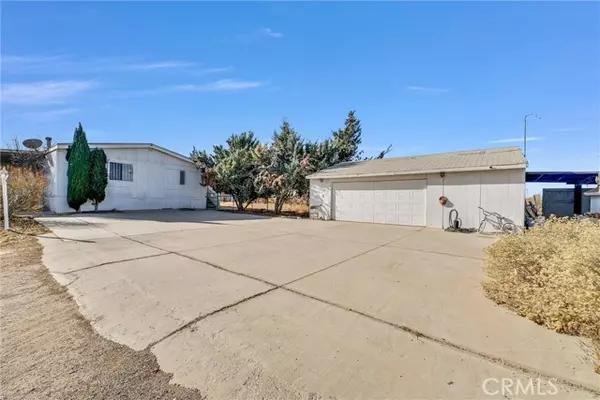 Phelan, CA 92371,10164 White Road