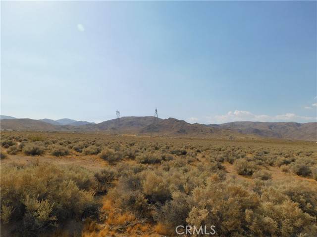 Lucerne Valley, CA 92356,13242 Venada