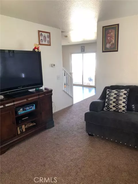 Victorville, CA 92394,16029 White Mountain Place