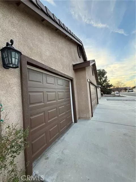 San Jacinto, CA 92583,910 Cypress Drive