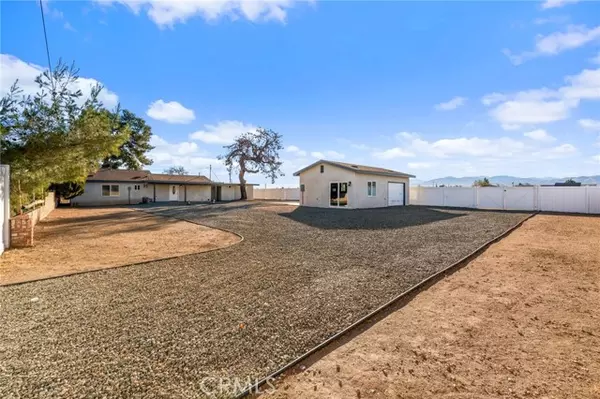 38707 16th Street, Palmdale, CA 93550