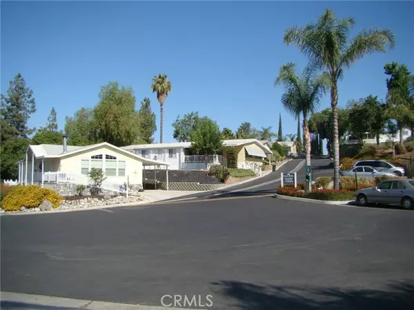 Riverside, CA 92504,15181 Van Buren #56