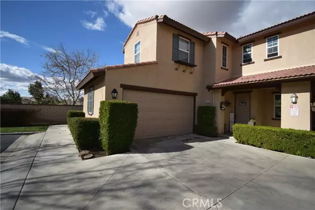 Perris, CA 92571,1608 Queen Palm Court