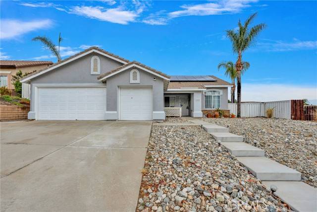 15222 Lake Trail Circle, Lake Elsinore, CA 92530