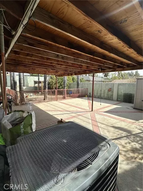 13386 Oscar Street, Sylmar, CA 91342