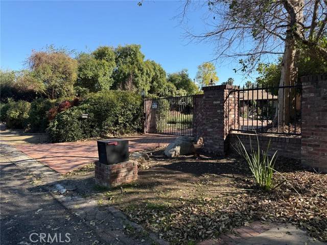 Sherwood Forest, CA 91325,17190 Gresham Street