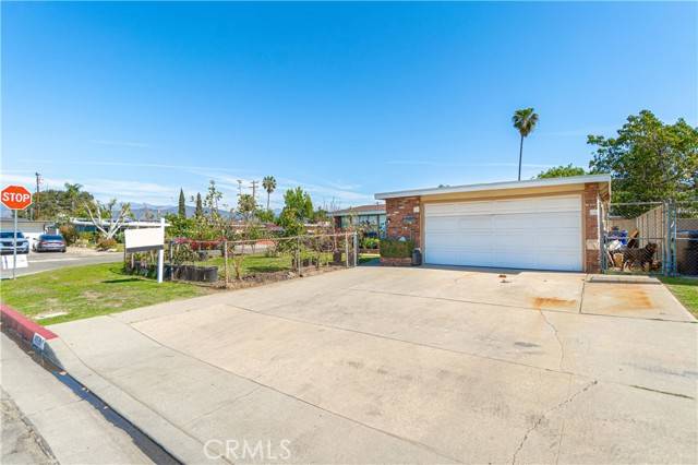 4926 N Lark Ellen Avenue, Covina, CA 91722