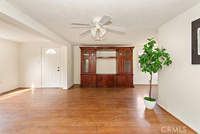 Jurupa Valley, CA 92509,4164 Vernon Avenue