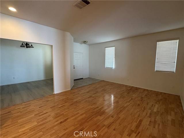 Victorville, CA 92394,13772 Sunshine