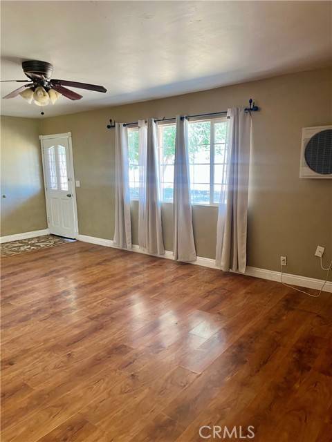 10715 3rd Avenue, Hesperia, CA 92345