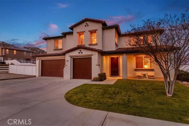 Riverside, CA 92504,17490 Fairbreeze Court