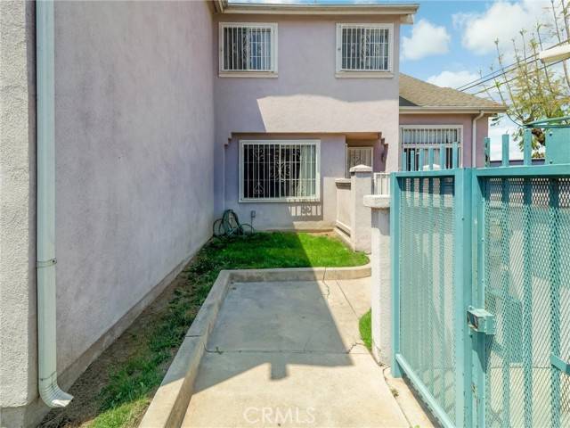 820 W Compton Boulevard #5, Compton, CA 90220