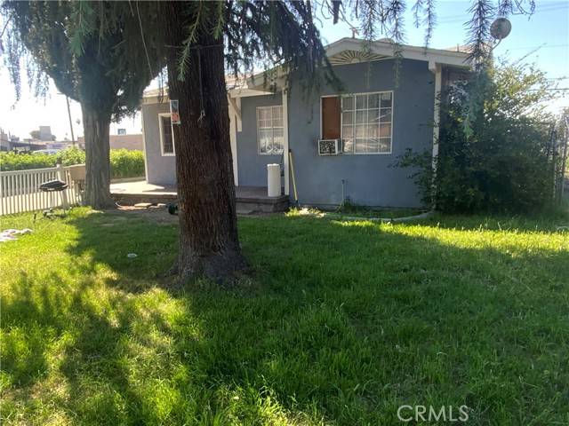 San Bernardino, CA 92405,215 W 23rd Street