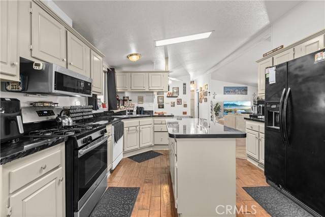 Redlands, CA 92374,1721 E Colton #89