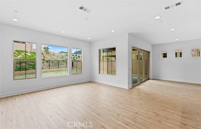 Chatsworth, CA 91311,11763 Quailrun Court