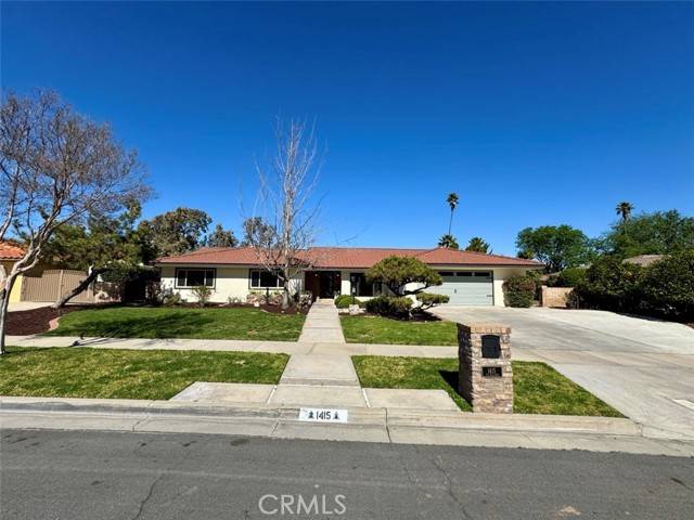 1415 Via Vallarta, Riverside, CA 92506