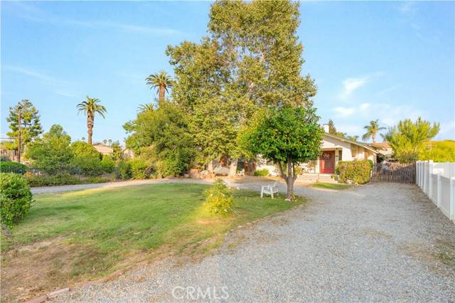 7914 Magnolia Avenue, Riverside, CA 92504