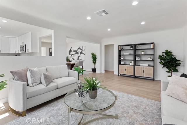 Long Beach, CA 90805,147 E 67th Way