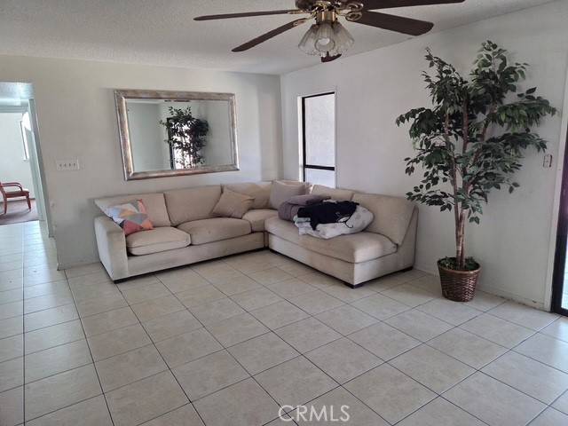 3644 Manila Avenue, Clovis, CA 93612