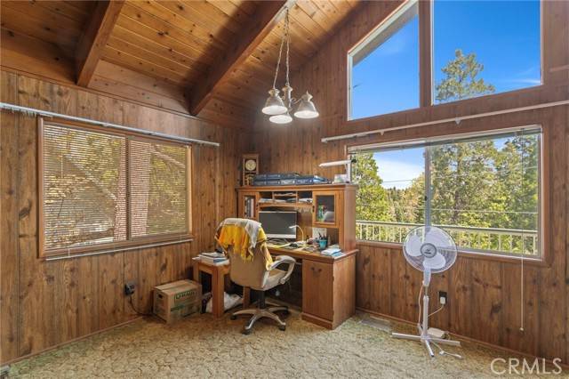 Twin Peaks, CA 92391,539 Clubhouse