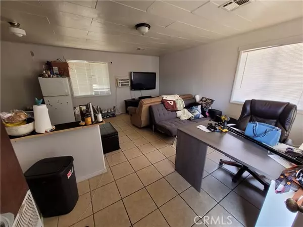 29 Palms, CA 92277,6104 Chia Avenue